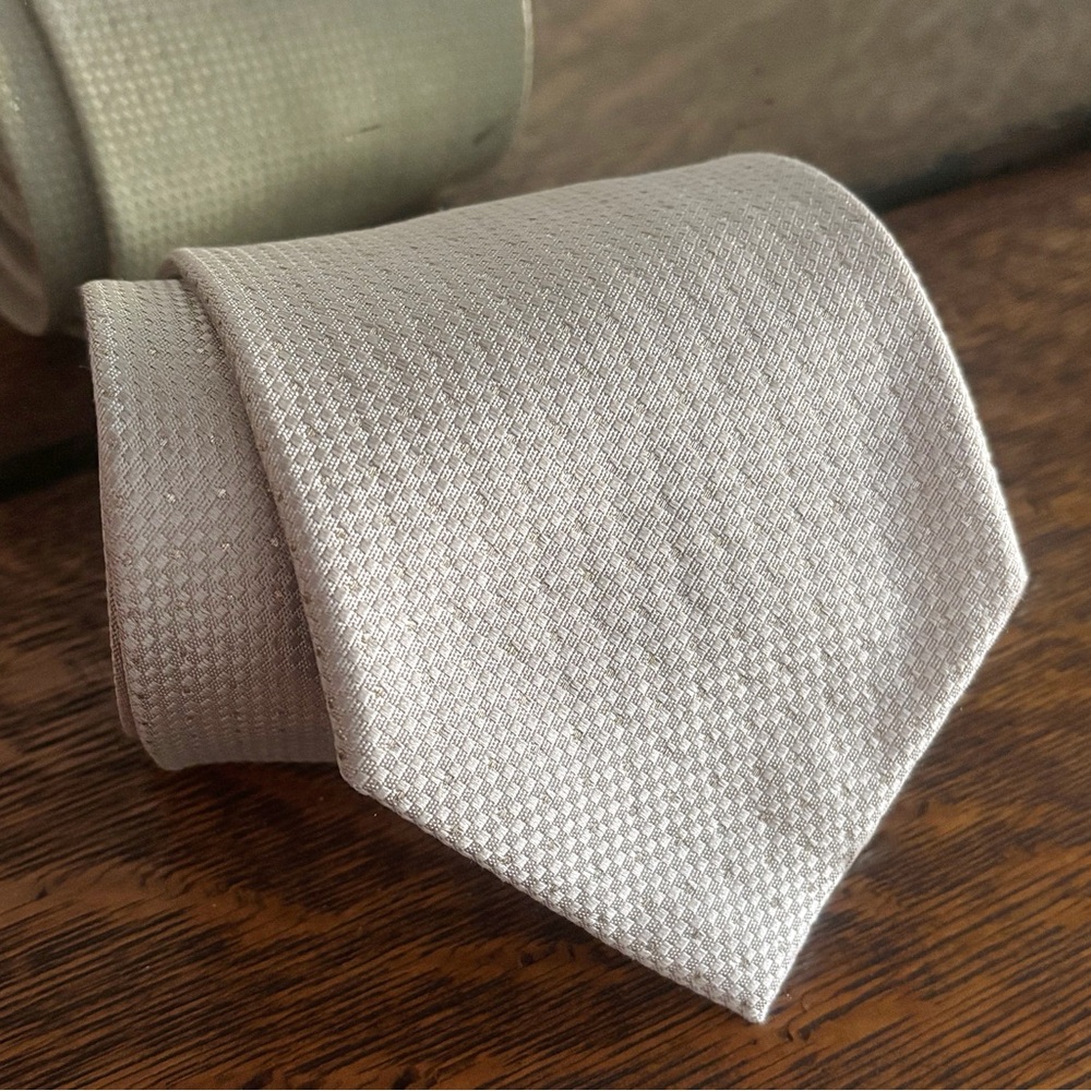 Charvet Classic light Grey Textured Tie Long 60”